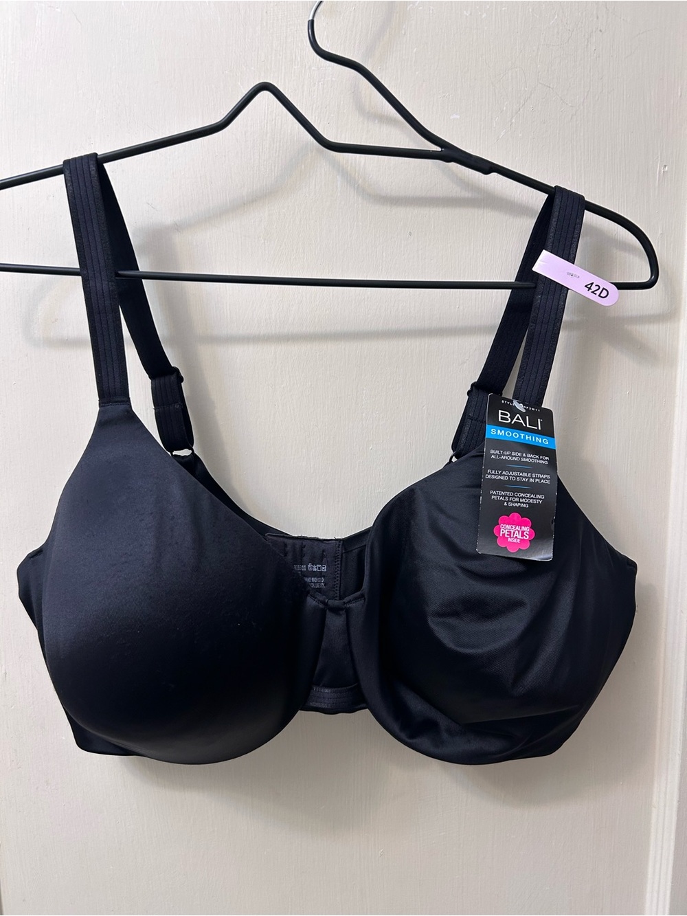 Bali Black Smooth-Flex Full Coverage Underwire Bra NWT 42D Flaw